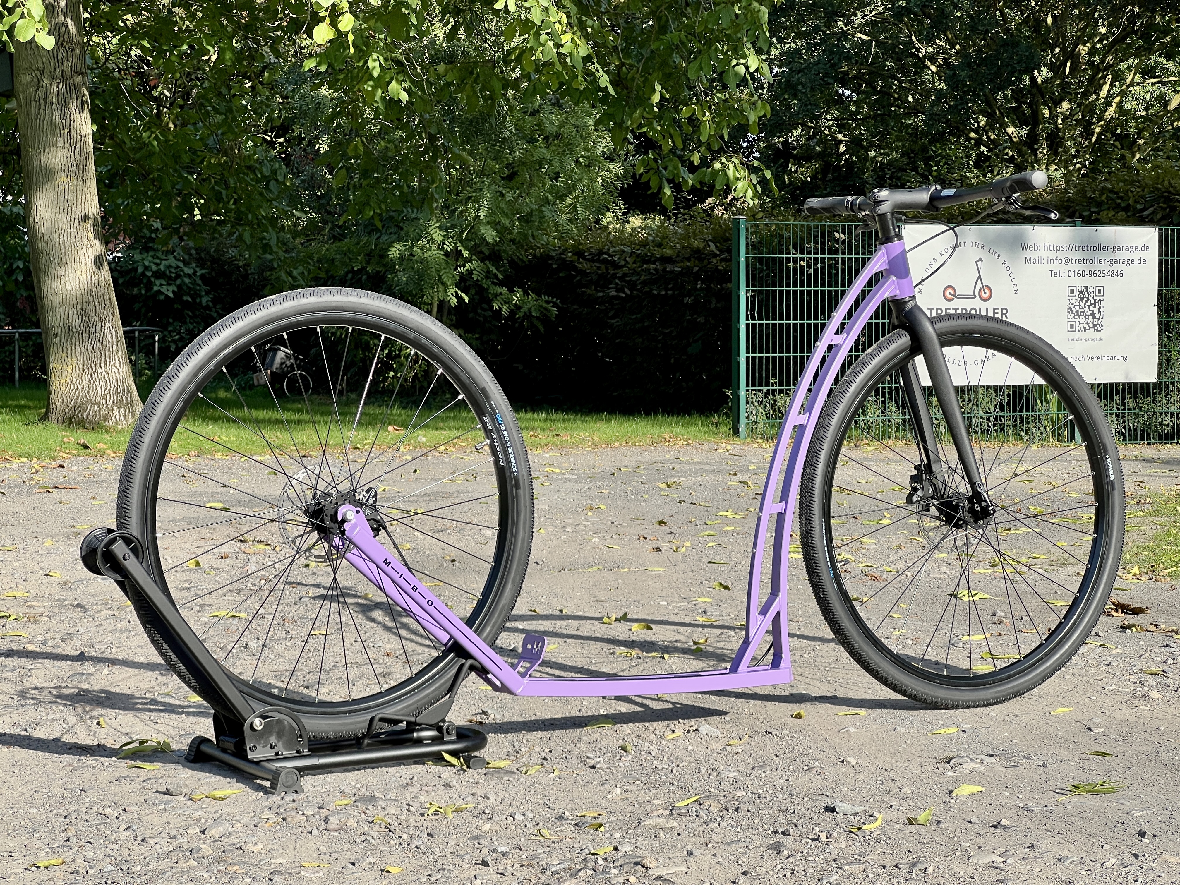 Neu in der Tretroller Garage: MIBO AllTour